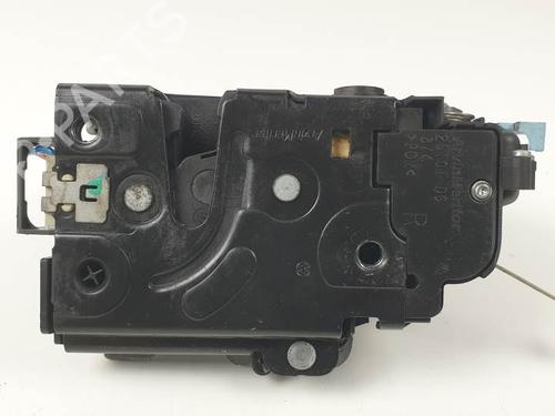 Rear right lock SKODA OCTAVIA II (1Z3) 1.6 TDI 7L0839016D