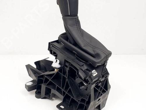 Used Gear lever Gear lever TOYOTA COROLLA Hatchback (_E21_, _EA1_, _EH1_) 1.8 Hybrid (ZWE211) (98 hp) 25403731 25403731