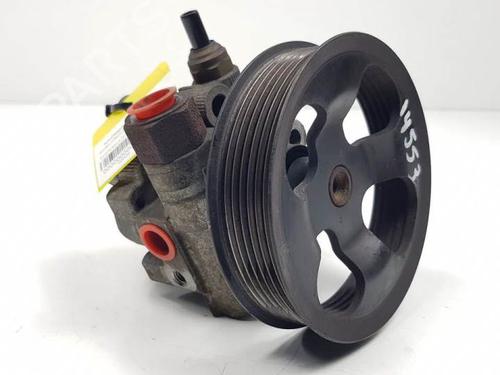 Used Steering pump TOYOTA RAV 4 II (_A2_) 2.0 4WD (ACA21, ACA20) (150 hp) 19030693