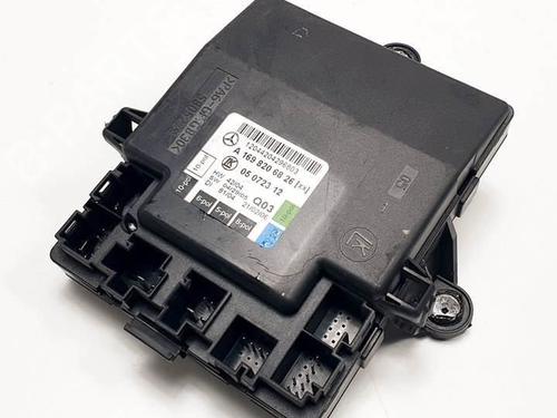 Used Comfort control module Comfort control module MERCEDES-BENZ B-CLASS Sports Tourer (W245) B 180 CDI (245.207) (109 hp) 18906903 18906903