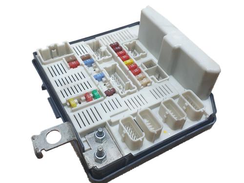 fuse-box-renault-scenic-ii-jm01_-2003-2004-2005-2006-2007-2008-2009-2010-39744719 main image