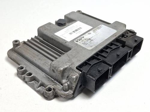 engine-control-unit-ecu-renault-scenic-ii-jm01_-2003-2004-2005-2006-2007-2008-2009-2010-40020281 main image