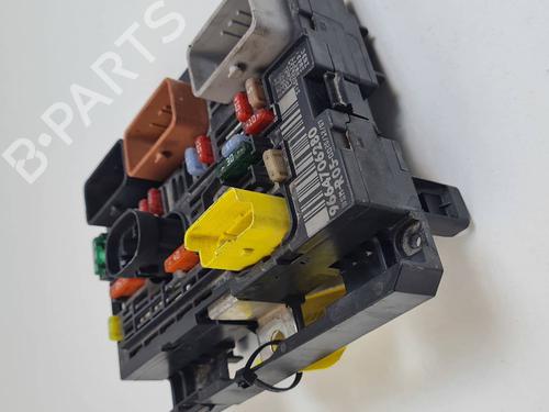 Used Fuse box Fuse box PEUGEOT 308 I (4A_, 4C_) 1.6 16V (120 hp) 35749345 35749345