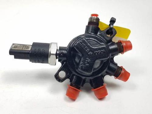 Used Injection rail FORD FOCUS I Turnier (DNW) 1.8 TDCi (100 hp) 19030664