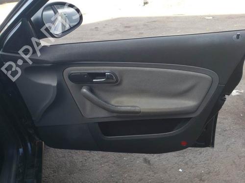 Left front steering knuckle SEAT CORDOBA (6L2) 1.4 16V | BP24339364M25 