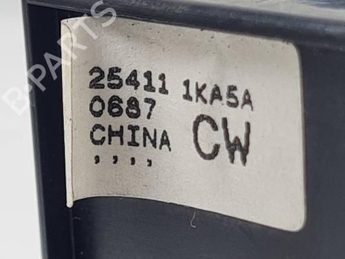 Right front window switch NISSAN JUKE (F15) 1.2 DIG-T | BP29321770I26 