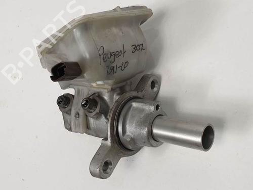 Used Brake master cylinder PEUGEOT 307 (3A/C) 1.6 HDi (90 hp) 6847570