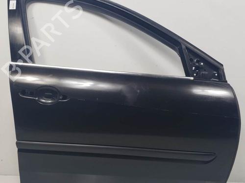 Used Right front door Right front door RENAULT LAGUNA III Grandtour (KT0/1) 1.5 dCi (KT0A, KT0R, KT02) (110 hp) 24933826 24933826