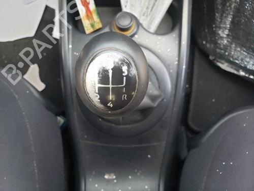 Fuse box RENAULT MEGANE II Saloon (LM0/1_) 1.5 dCi (LM02, LM13, LM2A) | BP29271983E1 - Image 10