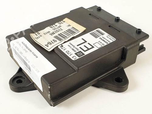 Used Comfort control module Comfort control module OPEL VECTRA C (Z02) 1.9 CDTI (F69) (150 hp) 17620798 17620798