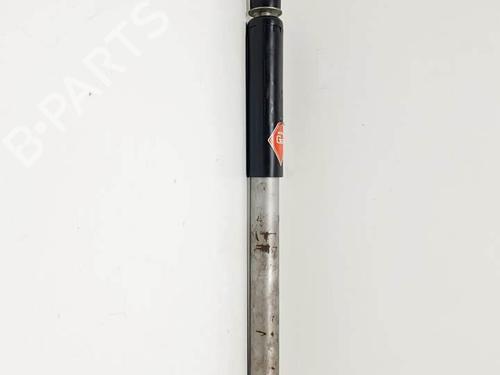 Used Left front shock absorber Left front shock absorber MERCEDES-BENZ C-CLASS (W202) C 200 D (202.120) (75 hp) 17165257 17165257