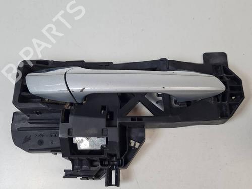 Used Front right exterior door handle Front right exterior door handle 37434288 37434288
