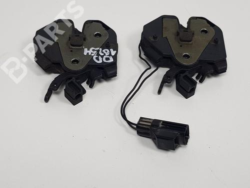 hood-lock-volvo-xc90-i-275-t6-awd-94837657-2002-2003-2004-2005-2006-2007-2008-2009-2010-2011-2012-2013-2014-2015-10861869 main image