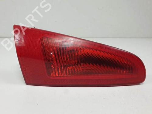 Used Left tailgate light Left tailgate light ALFA ROMEO 147 (937_) 1.6 16V T.SPARK ECO (937.AXA1A, 937.BXA1A) (105 hp) 11505886 11505886