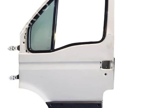 Used Left front door RENAULT MASTER II Bus (JD) 2.2 dCI 90 (JD0G, JD0N, JD1N) (90 hp) 29271920