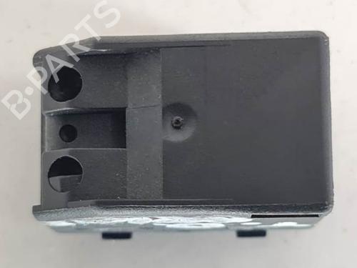 Right rear window switch VW PASSAT B5 (3B2) 1.9 TDI | BP6882198I28 