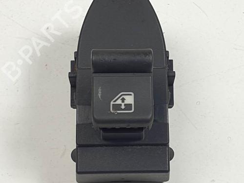 Used Right front window switch Right front window switch ALFA ROMEO 159 (939_) 1.9 JTDM 16V (939AXC1B, 939AXC12) (150 hp) 28068972 28068972