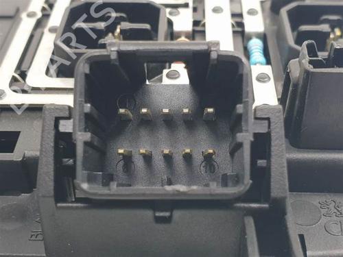 Interior roof light PEUGEOT 508 I (8D_) 2.0 HDi Hybrid4 AWC | BP10632645I8 