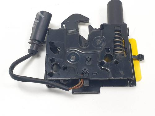 hood-lock-seat-arona-kj7-kjp-2017-24990548 main image