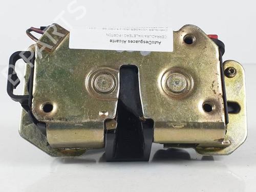 Tailgate lock CHRYSLER VOYAGER IV (RG, RS) 2.5 CRD | BP13384583C101 
