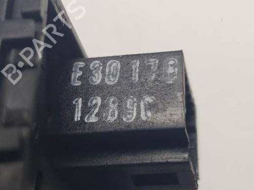 Right front window switch RENAULT MEGANE III Grandtour (KZ0/1) 1.9 dCi (KZ0J, KZ0N, KZ1S) | BP27885524I26 