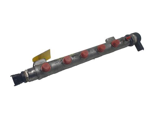 Used Injection rail Injection rail 38588995 38588995