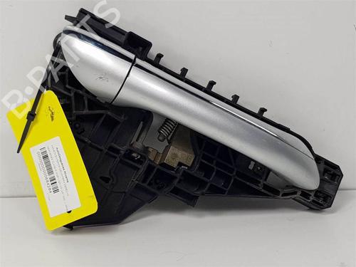 Used Front right exterior door handle Front right exterior door handle 10648590 10648590
