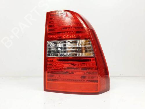 Used Right taillight KIA SPORTAGE II (JE_, KM_) 2.0 i 16V (141 hp) 16574401