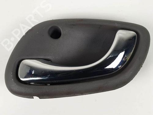 Used Front right interior door handle Front right interior door handle OPEL AGILA A (H00) 1.2 16V (F68) (75 hp) 6842010 6842010