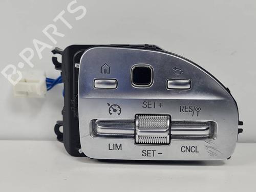 Used Steering wheel controls Steering wheel controls MERCEDES-BENZ GLA (H247) GLA 200 d (247.712) (150 hp) 40175865 40175865