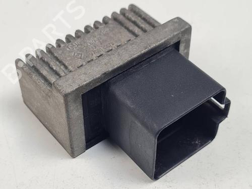 Used Electronic module Electronic module OPEL VIVARO A Bus (X83) 2.5 DTI (F7, J7, A07) (135 hp) 34514742 34514742