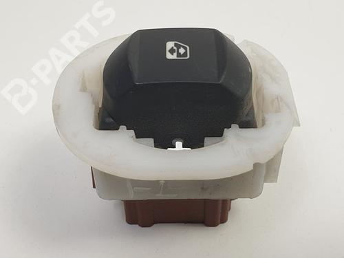 Used Left rear window switch Left rear window switch RENAULT MEGANE II Coupé-Cabriolet (EM0/1_) 2.0 (135 hp) 10632524 10632524