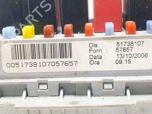 Fuse box FIAT CROMA (194_) 2.2 16V | BP25295442E1 