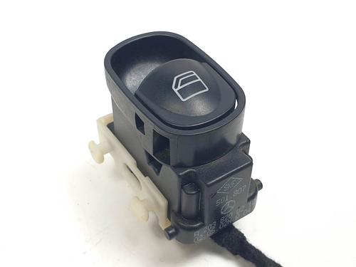 right-front-window-switch-mercedes-benz-c-class-w203-2000-2001-2002-2003-2004-2005-2006-2007-29172677 main image
