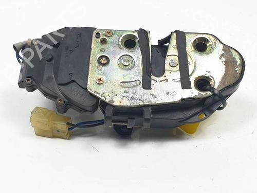 Høyre foran lås KIA SHUMA I (FB) 1.5 i 16V (AFB242) (88 hp) 25137967