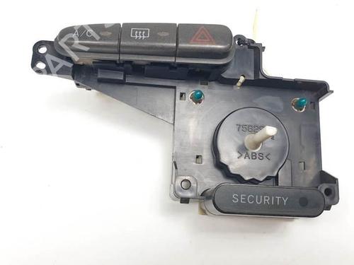 Used Warning switch Warning switch TOYOTA YARIS (_P1_) 1.0 (SCP10_, SCP10R) (68 hp) 24932589 24932589