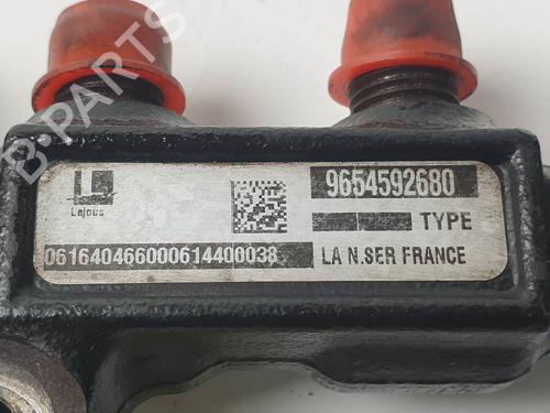 Injection rail FORD FOCUS C-MAX (DM2) 1.6 TDCi | BP26030245M98 - Image 3