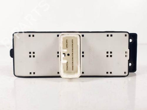 Right front window switch HYUNDAI SONATA V (NF) 2.0 CRDi | BP15527542I26 