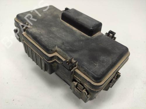 Used Fuse box Fuse box HONDA CIVIC VII Hatchback (EU, EP, EV) 1.6 i (EP2, EU8, EU6) (110 hp) 8800702 8800702