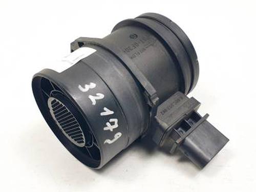 Used Mass air flow sensor BMW 1 (E87) 118 d (143 hp) 30896420