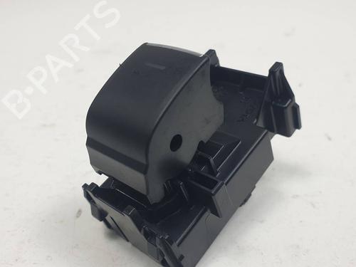 right-rear-window-switch-toyota-rav-4-v-_a5_-_h5_-2018-34517445 main image