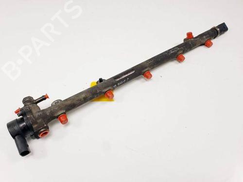 Used Injection rail MERCEDES-BENZ C-CLASS T-Model (S203) C 270 CDI (203.216) (170 hp) 17165149