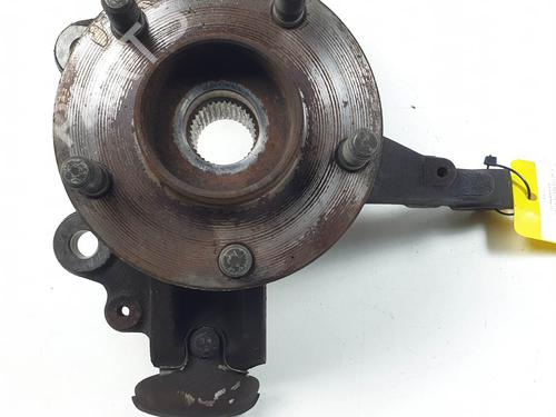 Used Left front steering knuckle Left front steering knuckle FORD FOCUS C-MAX (DM2) 1.6 (100 hp) 28367443 28367443