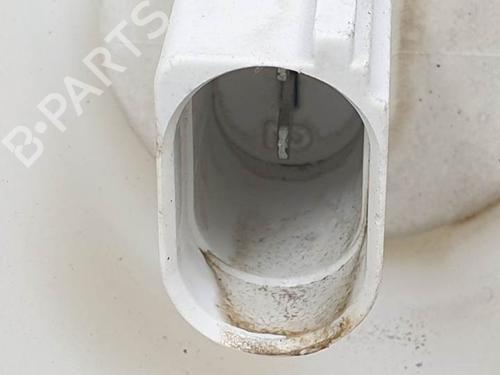 Windscreen washer tank LAND ROVER DISCOVERY III (L319) 2.7 TD 4x4 | BP16814328C113 