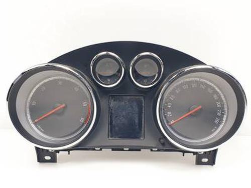 Used Instrument cluster OPEL INSIGNIA A Sports Tourer (G09) 2.0 CDTI (35) (160 hp) 30762789