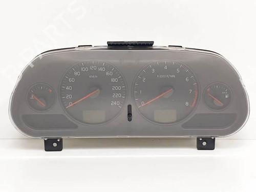 Used Instrument cluster VOLVO V40 Estate (645) 1.8 (115 hp) 18333504