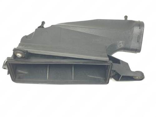 Used Air filter box MERCEDES-BENZ M-CLASS (W166) ML 350 BlueTEC 4-matic (166.024, 166.023) (258 hp) 24929270