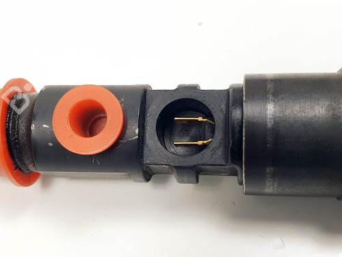 Injector FORD MONDEO III (B5Y) 2.0 16V TDDi / TDCi | BP25117506M100 