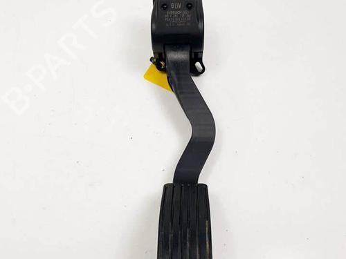 Used Pedal CITROËN C4 Coupe (LA_) 1.6 HDi (90 hp) 17330219