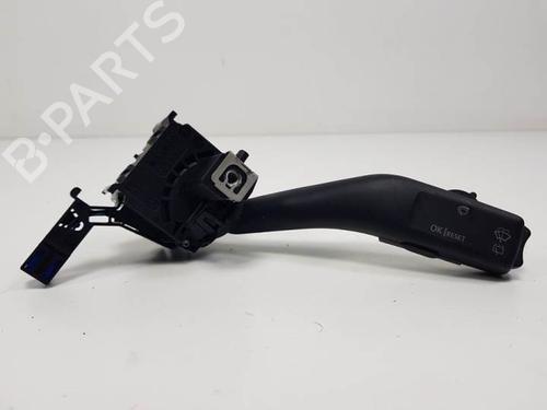 Used Steering column stalk SEAT ALTEA XL (5P5, 5P8) 1.9 TDI (105 hp) 11686181
